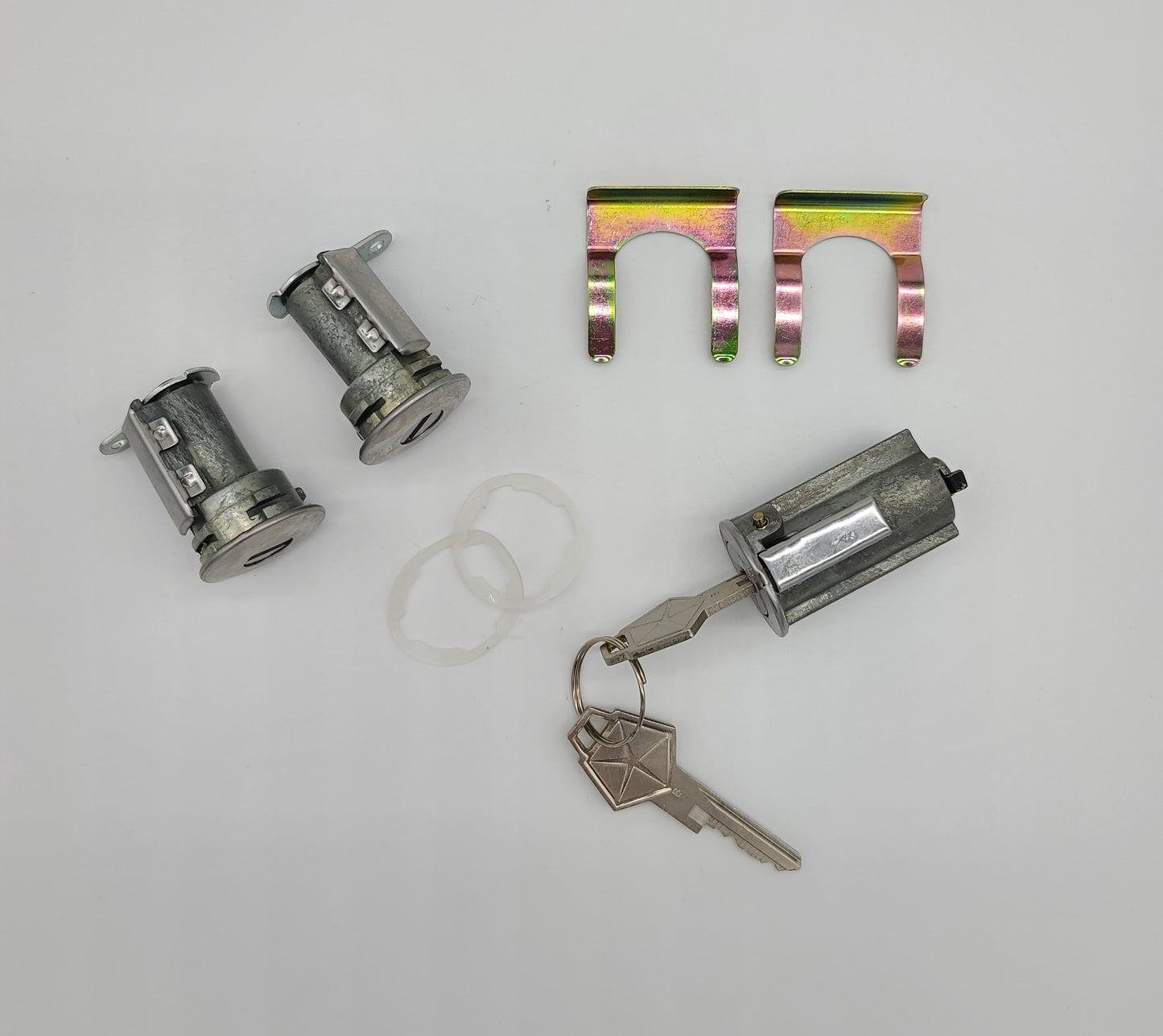 Ignition and Door Lock Set with Chrysler Keys, PY021