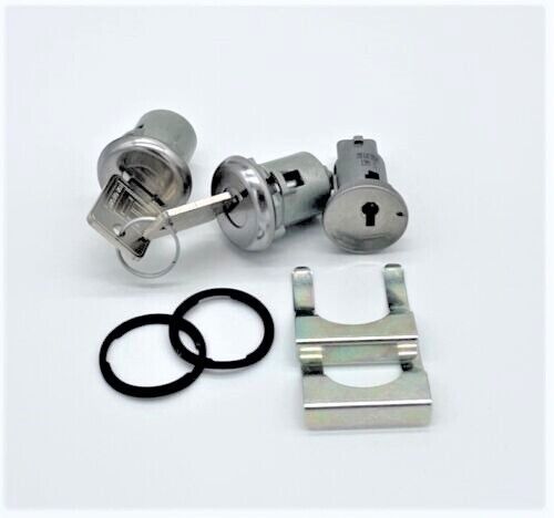 Ignition & Door Lock Set with Matching Keys, PY104R